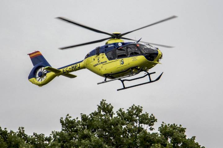Trasladado en helicóptero un hombre herido en un incendio en Valdemoro