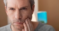 Oncologist says common mouth symptom could be sign of deadly cancer