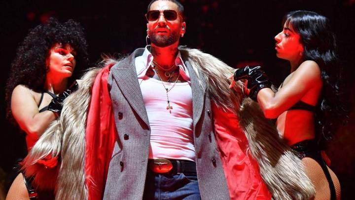 "Sea un poco más consciente": Maluma regaña a fan que llevó a bebé a su concierto en la CDMX