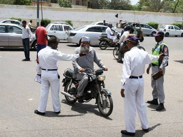Traffic plan issued for Independence Day celebrations in Karachi tonight
