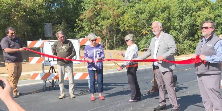Fulton Rd. in Winchester officially opens up to traffic