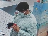 Ottawa police seek suspect in alleged Kanata credit card theft