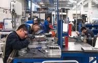Éxodo laboral: Trabajadores de Monclova migran a Saltillo y Ramos por cierre de empresas