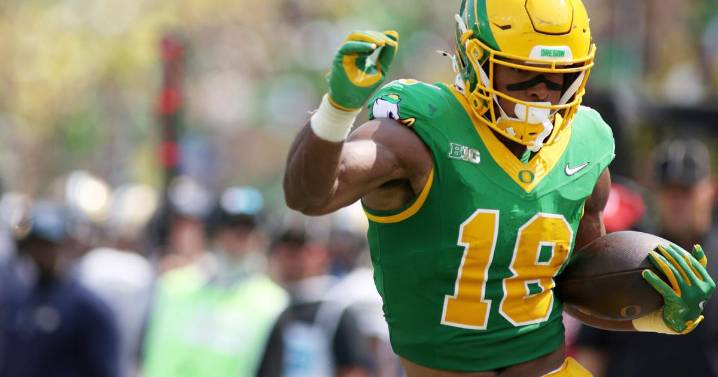 No. 7 Oregon routs Montana State 59-13 in the season opener
