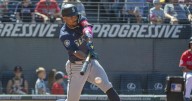 Julio Rodríguez drives in 2 with infield single, Mariners throw 2