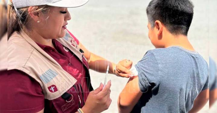 CDMX refuerza vacunación contra el sarampión con servicio de orientación