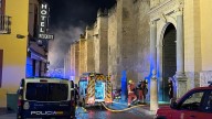El alcalde de Córdoba, tras el incendio en la Mezquita-Catedral: "Habrá daños, pero no será una catástrofe"