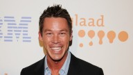 The Easy Way David Bromstad Adds Color To Any Room (Without Painting)