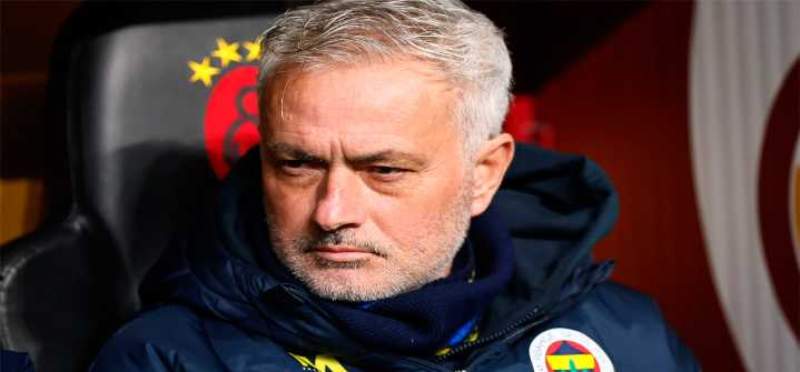Fenerbahçe despide a José Mourinho tras no avanzar a Champions