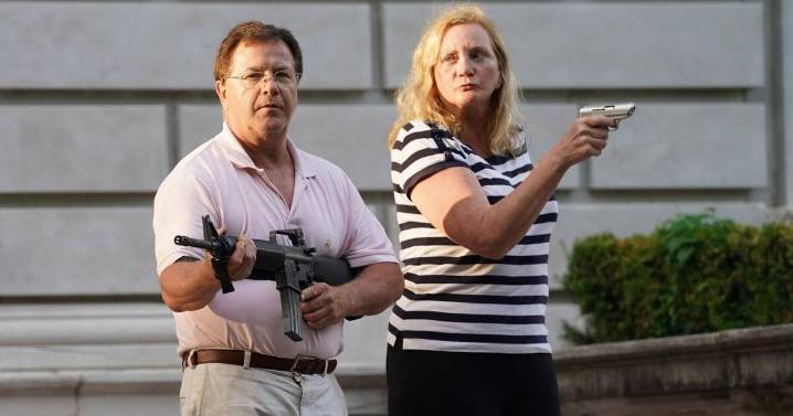 St. Louis Police return rifle to Mark McCloskey, lawyer who pointed gun at protesters