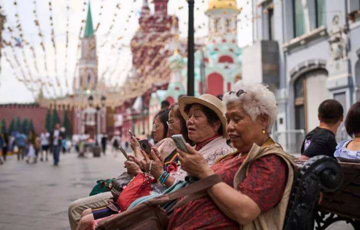 La Tecnología es la Clave de la Nueva Longevidad: ¿Usar el Celular Protege tu Cerebro?