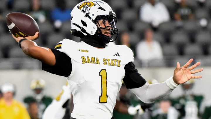 Alabama State football loses to UAB in heavyweight fight in Birmingham