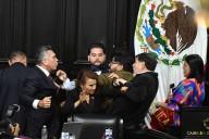 Noroña y 'Alito' se pelean en plena tribuna; tuvieron que separarlos