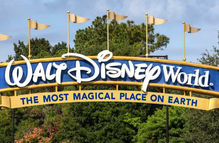 Disney estrena taberna inmersiva de Pirates of the Caribbean en Magic Kingdom de Florida