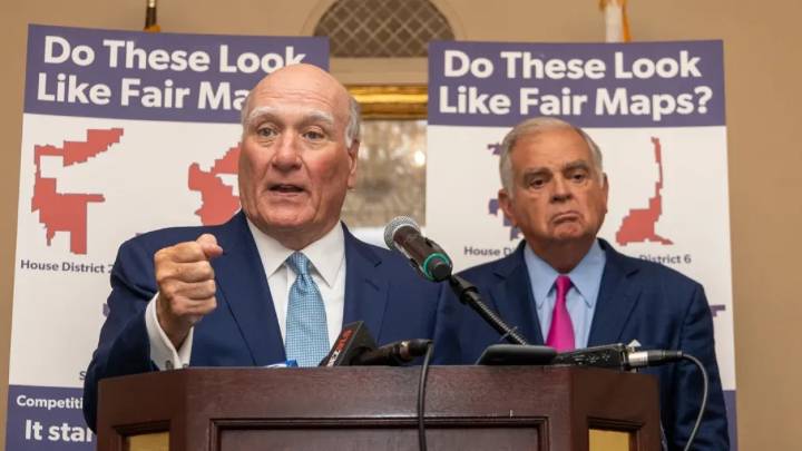 Election lawyers, Obama alumni renew Illinois redistricting reform push