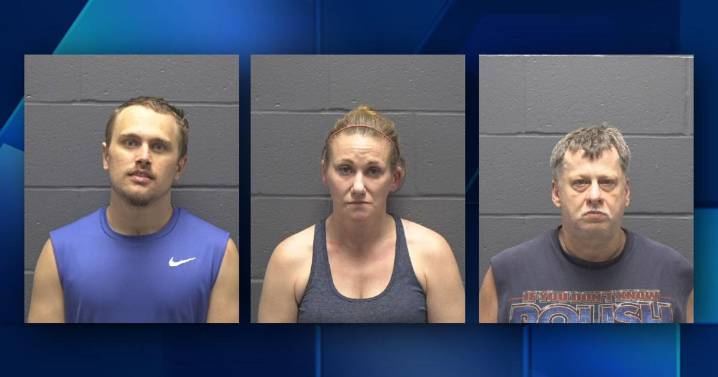 Three arrested as authorities serve warrant in Gibson County