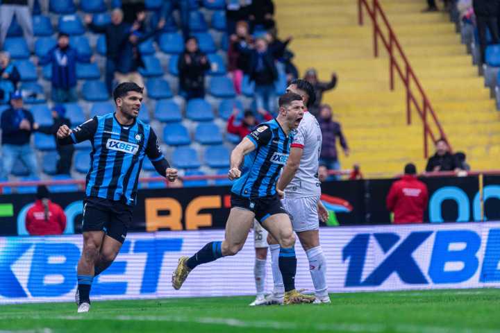 Huachipato lo sufrió pero derrotó a Calera sobre el final