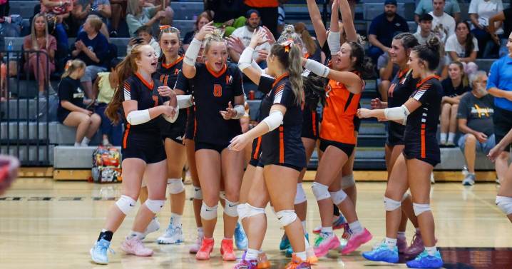 Lady 'Canes sweep West in district opener