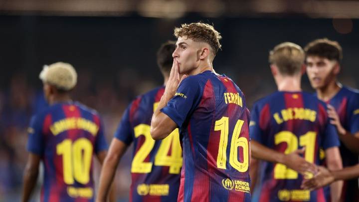 Barcelona aguarda decisión de Fermín López y confía en inscribir a Szczesny y Bardghji