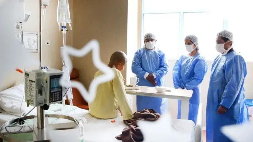 En el Perú, solo 27 oncólogos pediatras para más de 1,800 nuevos casos de cáncer infantil al año [Informe]