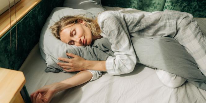 Sleepmaxxing: la tendencia obsesiva por optimizar el sueño que se vuelve viral y preocupa a expertos en salud mental 
