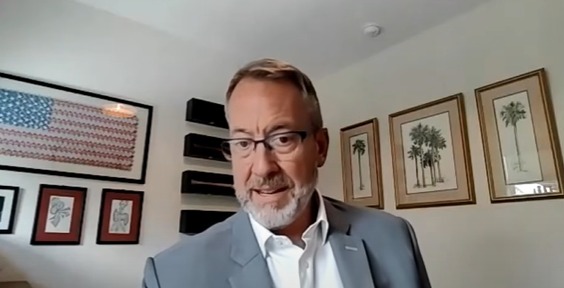 Expertos aseguran que el despliegue militar de EE.UU. podría lanzar ataques contra Fuerte Tiuna, según declaraciones de Story