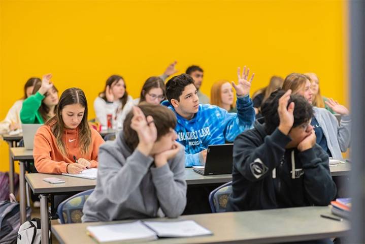 Kentucky community colleges working to meet students’ ‘severe’ need for mental health support