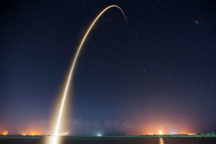 Bitcoin Tops $122K, Eyes Fresh Record, With Ether Just 3% From 2021 ATH