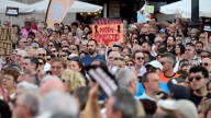 Nueva protesta contra Mazón por la dana: “El duelo de las víctimas no coge vacaciones”