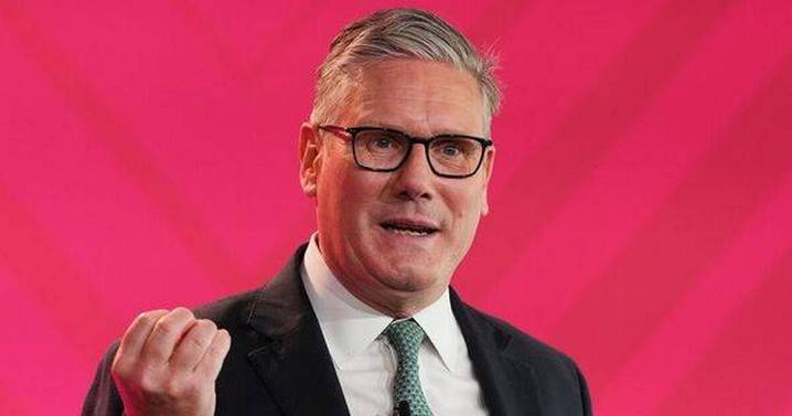 Keir Starmer slams Nigel Farage's 'scaremongering' as he makes pledge to British families