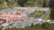 Motín entre presos dejó al menos cuatro muertos en una cárcel de Ecuador
