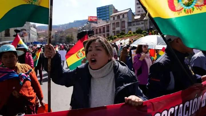 Bolivia 2025: jóvenes buscan cambio electoral en crisis económica