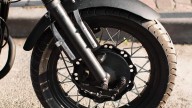 Muere joven mujer tras impactar su motocicleta contra un taxi estacionado en calles de Atlixco