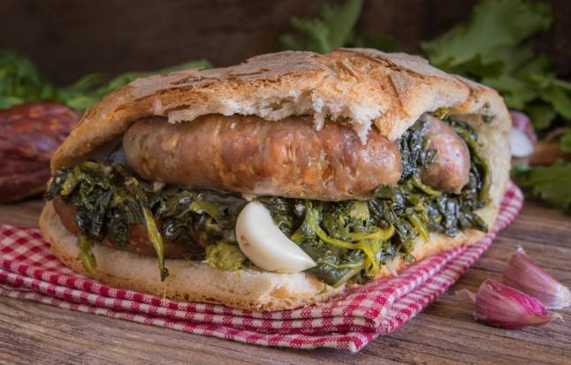 Second person dies after eating sausage and broccoli sandwich during botulism outbreak