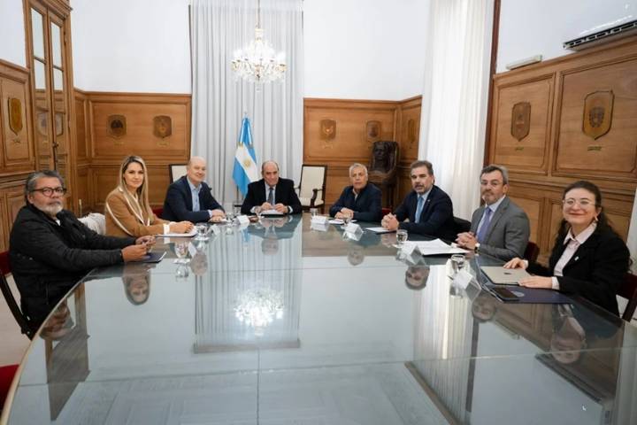 Guillermo Francos encabeza una nueva reunión del Consejo de Mayo con eje en educación