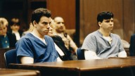 Conoce la historia de los hermanos Menéndez: Todo lo necesario para entender el caso de parricidio (+Fotos)