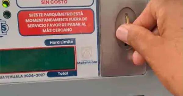 Quejas por fallas en parquímetros
