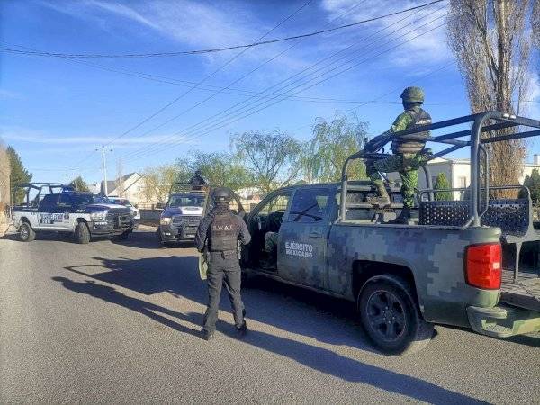 Topón de malandros y estatales en la zona de Cuauhtémoc