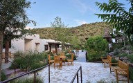 The Newly Renovated Indian Lodge Promises Peace and Southwestern Charm