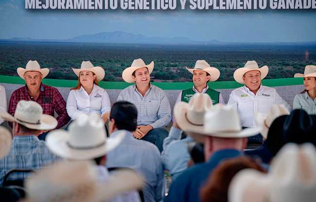 Estado y municipios trabajamos a beneficio del campo: Javier Díaz