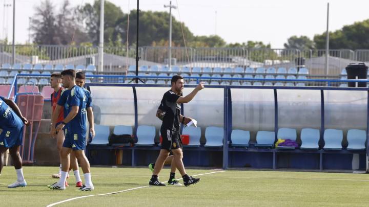 Radovanovic y Bare, las incógnitas del Real Zaragoza para el estreno ante la Real Sociedad B