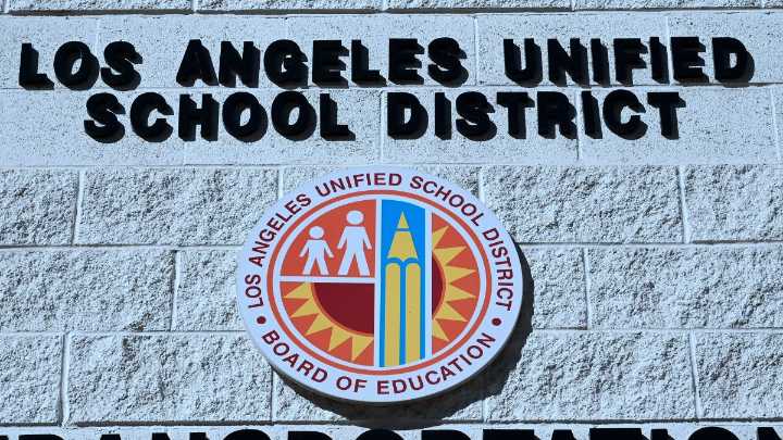 LAUSD ramps up efforts to protect students, families amid immigration raids