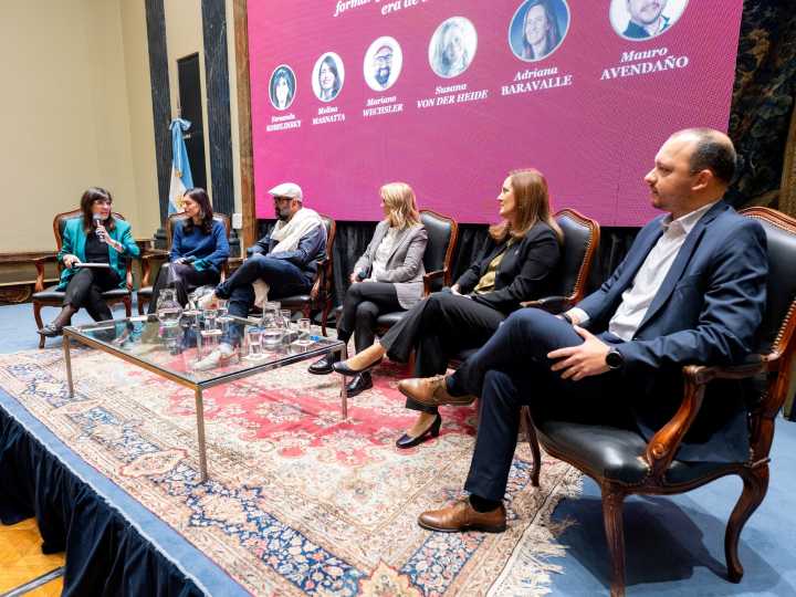“No debemos usar indiscriminadamente la inteligencia artificial porque aún está inmadura y por momentos alucina”