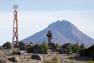 Policías bolivianos detenidos el domingo en la frontera portaban 600 kilos de drogas y armas de guerra