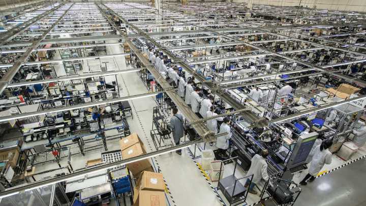 En junio, la producción industrial aumentó un 2,2 % y las ventas del comercio minorista se dispararon un 10,1 %