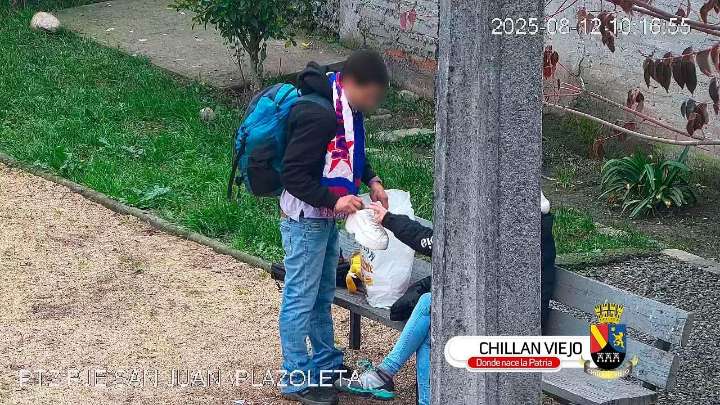 Detienen en la vía pública a individuo que vendía ropa robada en Chillán Viejo.