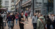Vanguard lidera venta récord de bonos colombianos tras rebaja de calificación crediticia