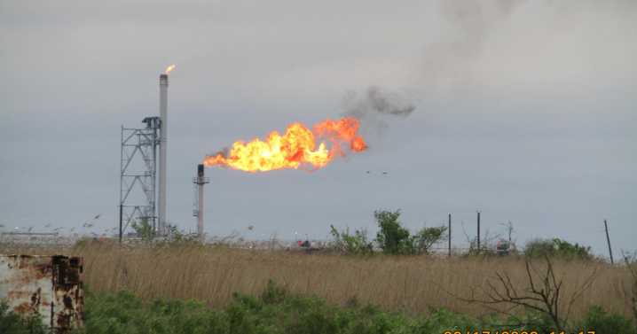 Environmental groups sue Louisiana DEQ over permit for Cameron Parish LNG plant