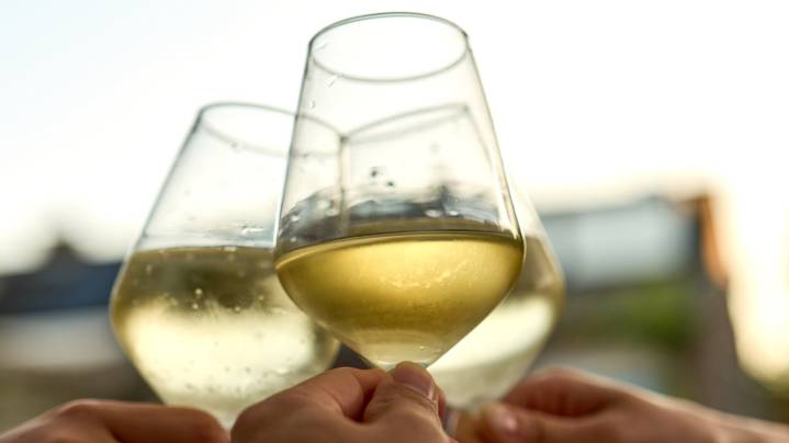 We Bet You're Serving White Wine Too Cold If You Grab It Straight From The Fridge