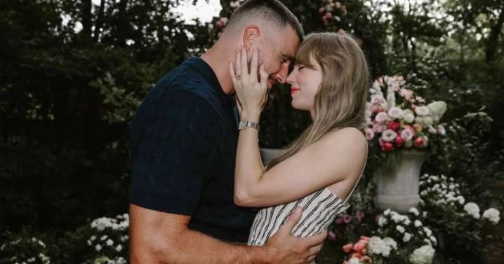 De un "brazalete de la amistad" al anillo de compromiso: La historia de amor de Taylor Swift y Travis Kelce